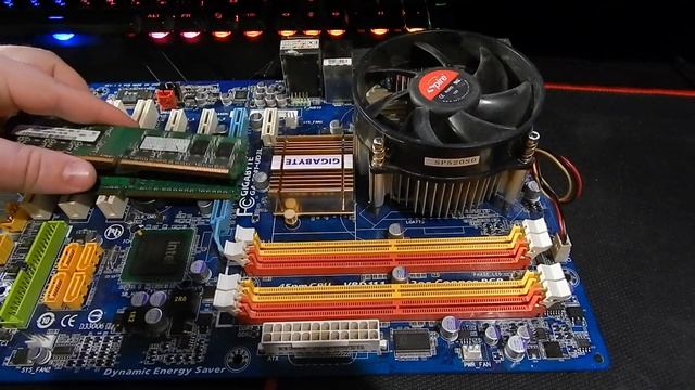 Домашний сервер для игры CS 1.6 и Quake3-Arena на LGA775 смотреть онлайн