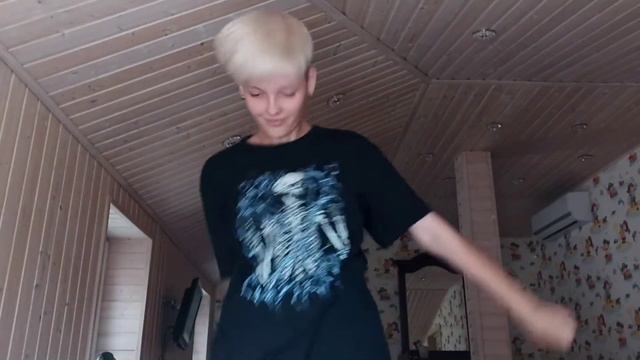 ЧЕМ ЗАНЯТЬСЯ ЕСЛИ СКУЧНО? 😬 смотреть онлайн