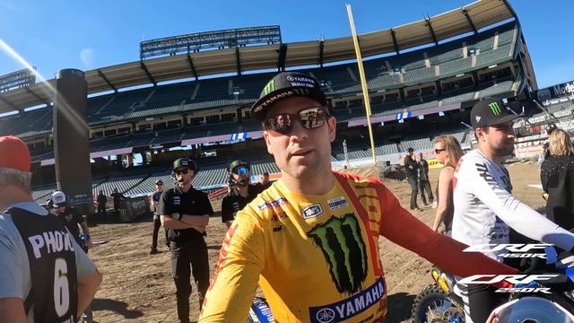 Weege Show: Anaheim 2 with Tomac, Webb, Smith, Hampshire and More смотреть онлайн