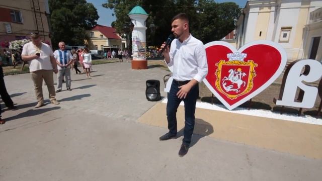 День міста Володимира. Інсталяція "Я люблю Володимир" 20190802 смотреть онлайн