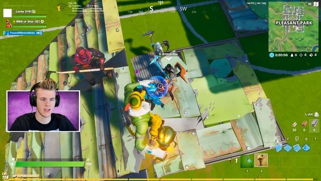 The *RARE* Mythic Goldfish In Fortnite (1 in 1,000,000 Droprate) смотреть онлайн