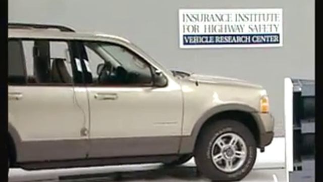 Crash Test 2002 Ford Explorer ( 5 M.P.H) Front into Flat Barrier IIHS смотреть онлайн