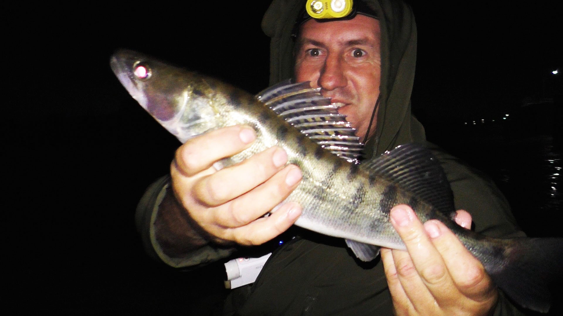 Первый рыбалка со Спинингом на СУДАКА. смотреть онлайн