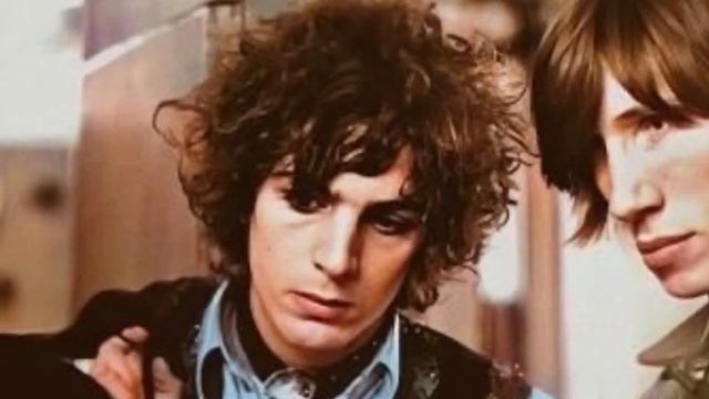 Syd Barrett - Apple Bottom Jeans смотреть онлайн