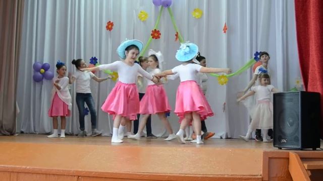 ТАНЕЦ БАБОЧКИ смотреть онлайн