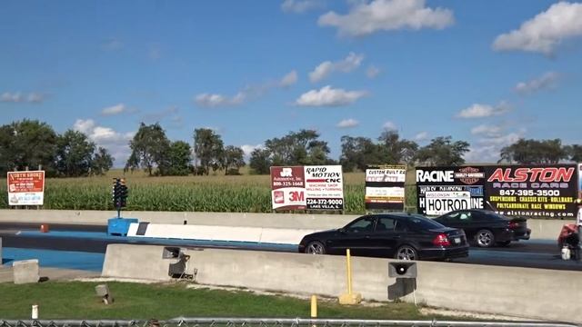 2007 E63 AMG vs Modified Camaro смотреть онлайн