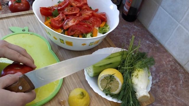 Салат КЕЙЛ "ВИТАМИННОЕ ЧУДО" Самый вкусный ,полезный салат с капустой Кейл Кале#сладкоесолёное смотреть онлайн
