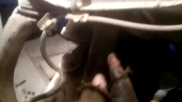 Mitsubishi Delica\Митсубиси Делика снятия переднего правого привода в сборе смотреть онлайн