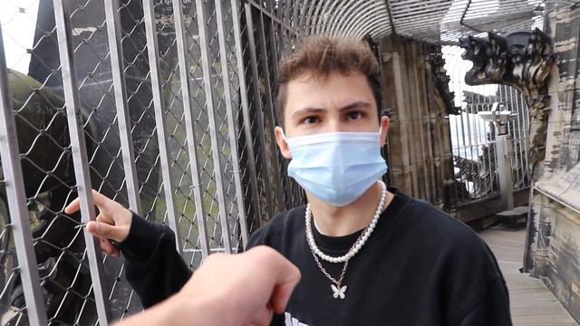 Spontanes TATTOO im CLUB (schmerzhaft) смотреть онлайн