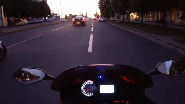 Реакция ребенка на мотоцикл//Легкие шашки по городу//Перекрыли Радугу//Мотобудни// смотреть онлайн