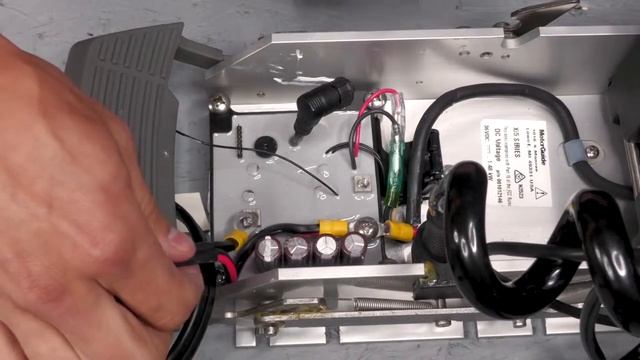 Motor Guide Xi5 Control Board Replacement смотреть онлайн