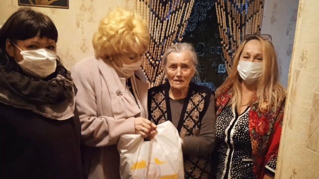 Видеофильм "35 лет Совету женщин города Пятигорска" (фоторяд слайд-шоу для показа на проекторе зал) смотреть онлайн