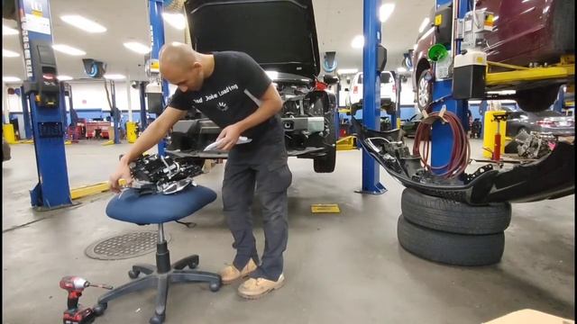 Lexus Headlight Issues "Check Headlight System" Message Cause and fixes. смотреть онлайн