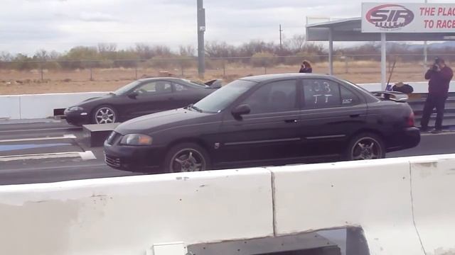 Sentra Se-R Spec V Vs Turbo Eclipse at the track 2/20/11 смотреть онлайн