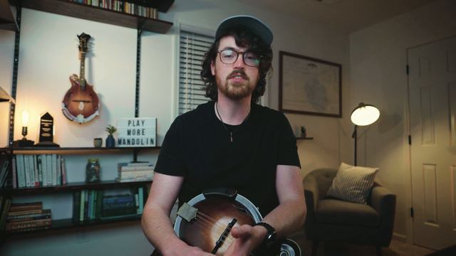 TAG LICKS for Bluegrass Fiddle Tunes /// Mandolin Lesson смотреть онлайн