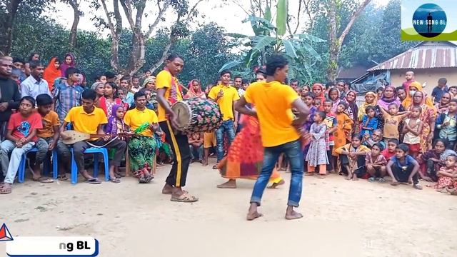 আঙ্গনে কোনা শামটে কণের মাও | Bangla Git | Biyar Git | Bangladesh Git | আপেলর গীতে ও নাচে смотреть онлайн