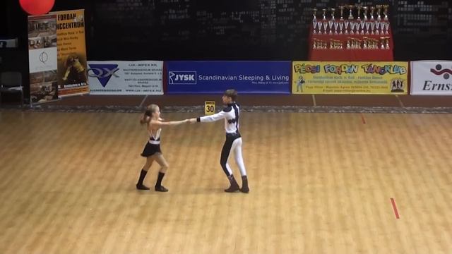 Szabó Bálint - Chrobák Lili - Junior páros смотреть онлайн
