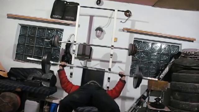 Жим лежа 100 х 18 смотреть онлайн