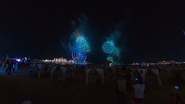 ФЕЙЕРВЕРК В ДУБАЕ НА ДЕНЬ НЕЗАВИСИМОСТИ ОАЭ. INSTA 360 X3 FOOTAGE
