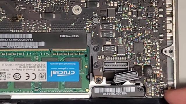 13" inch MacBook Pro A1278 Late 2011 Battery Replacement Repair смотреть онлайн
