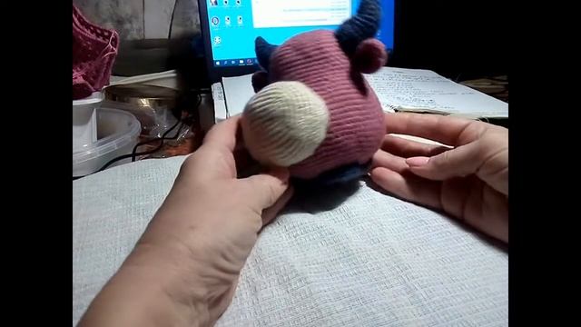 ИГРУШКА . ОБАЯТЕЛЬНЫЙ БЫЧОК . ПО МК ЕЛЕНЫ БЕЛОВОЙ