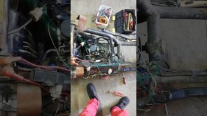 Скутер при оборотах глохнет