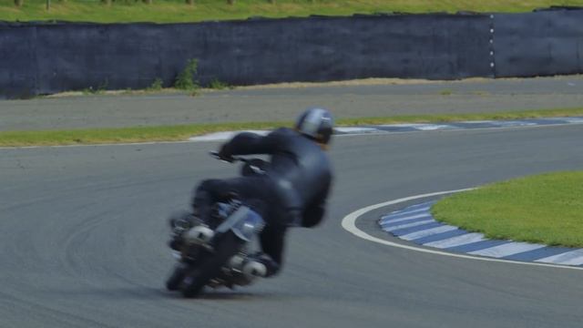 Raw Testing Sound: Ferrari 250 SWB, Can-Am plus more! смотреть онлайн