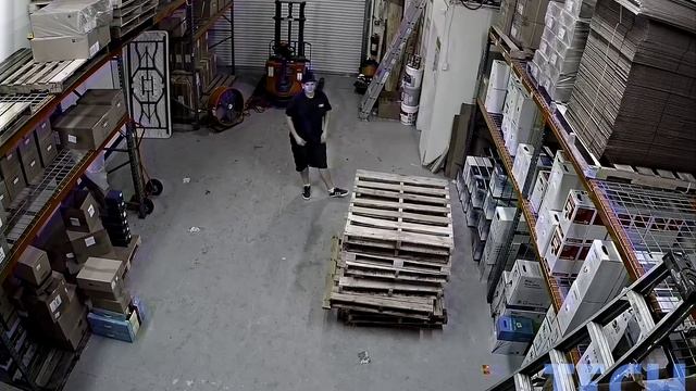 IR Demo - HDA5P1W3 - A-Series 5MP 4-in-1 HD CVI/TVI/AHD/CCTV IR Dome Security Camera смотреть онлайн
