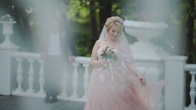 Свадьба. Утро невесты. Прогулка и фотосессия. смотреть онлайн