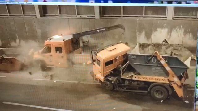 Авария в Кутузовском тоннеле смотреть онлайн