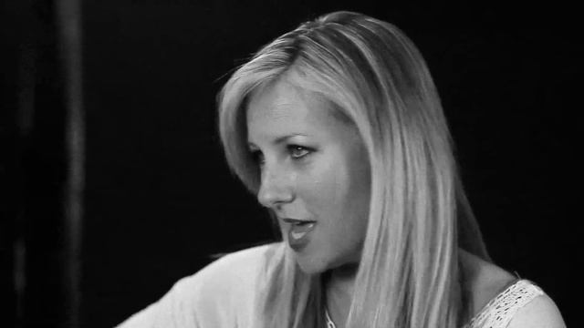"Surrender" Music Video by Amy Loftus from "One For The Money" Soundtrack Album смотреть онлайн