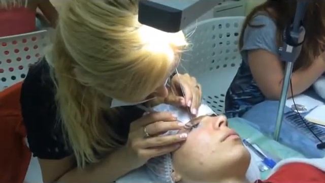 Базовый курс по наращиванию ресниц смотреть онлайн