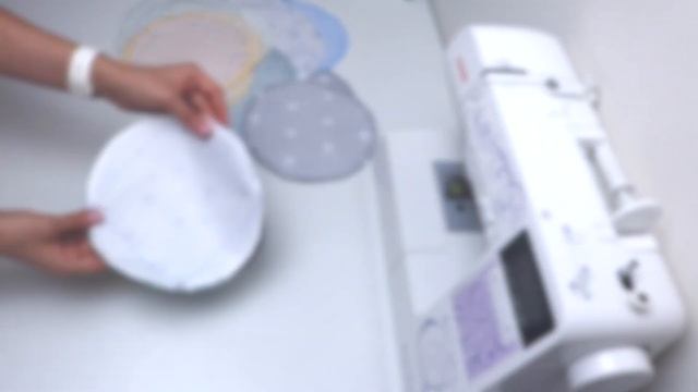 ИДЕЯ ИЗ СТАРОГО ПОЛОТЕНЦА И ОСТАТКОВ ТКАНИ - Лоскутное шитье смотреть онлайн