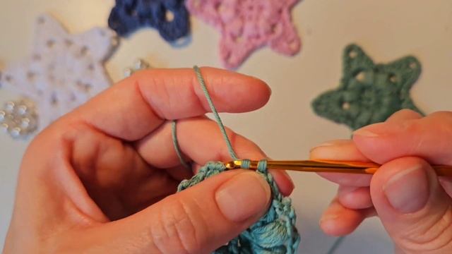 МАСТЕР КЛАСС по вязанию ГИРЛЯНДЫ ИЗ ЗВЁЗД/СНЕЖИНОК крючком смотреть онлайн