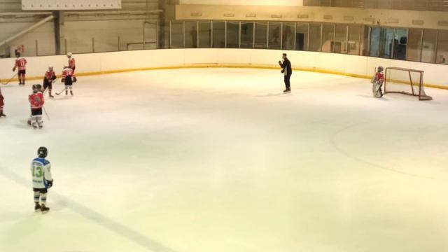 04.01.2022 г. ХК Крылья Донецка - ХК Велес смотреть онлайн