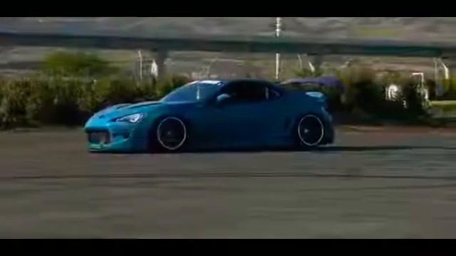 Toyota GT 86 смотреть онлайн