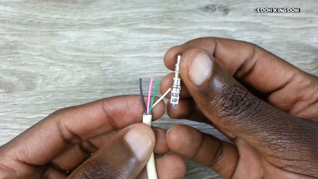 DIY AUX To USB Cable