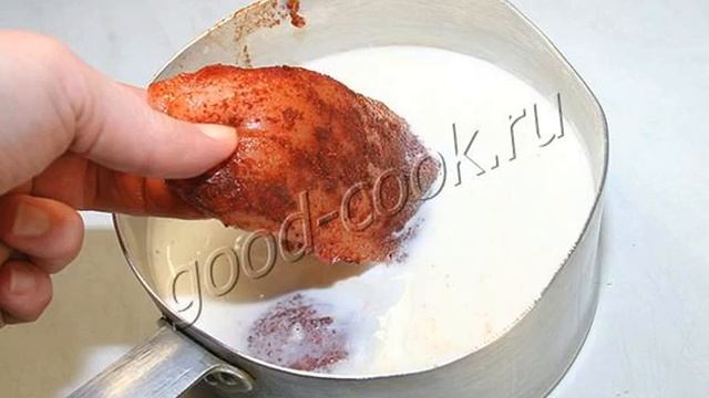 Куриное филе томлёное в молоке. Рецепт приготовления смотреть онлайн