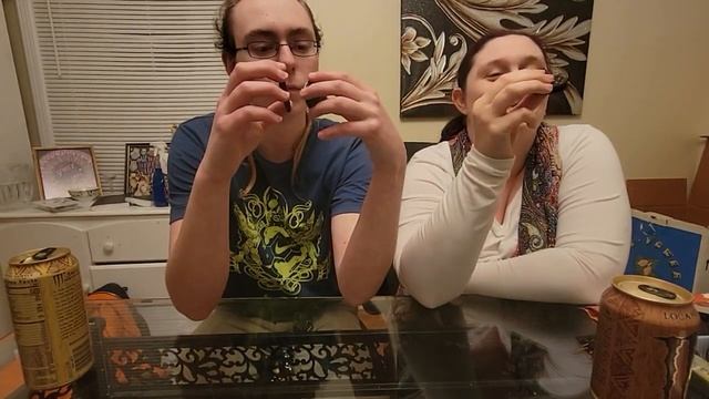 Trying two Java monster coffee energy Drinks and Trying Oreo 110th birthday cookies. смотреть онлайн