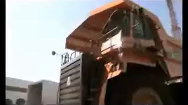 Видеоролик самосвала SANY из Китая смотреть онлайн