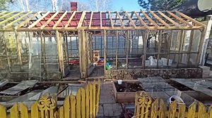 Ремонт стеклянной теплицы