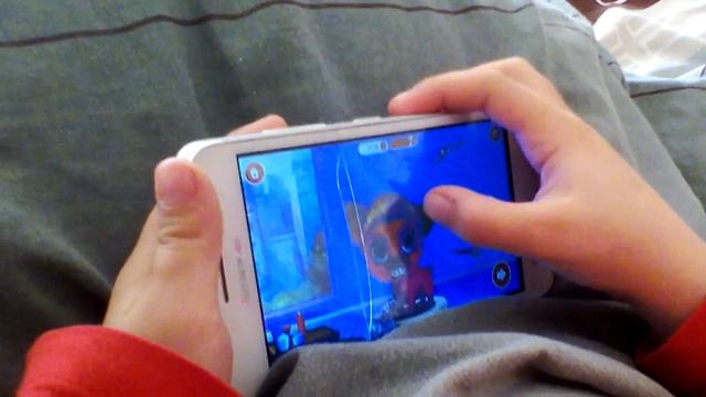 Аня играет в игру делать причоску для собачки смотреть онлайн