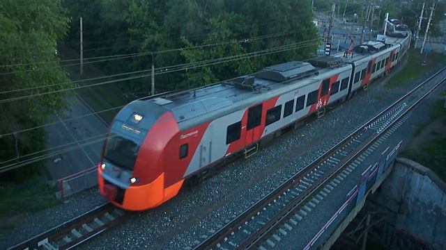 Электропоезд ЭС2Г-017 «Ласточка» смотреть онлайн