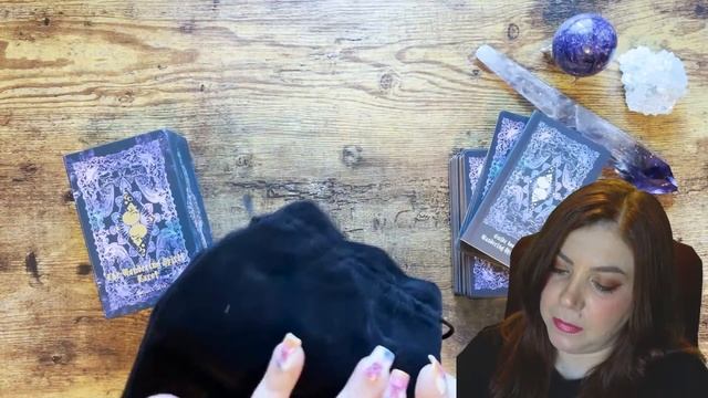 Wandering Spirit Flip-Through & First Impressions | Kickstarter Tarot Deck смотреть онлайн