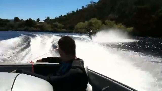 Water Skiing At New Norfolk смотреть онлайн