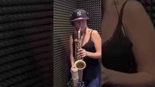 Музыкальное ностальжи по новому смотреть онлайн