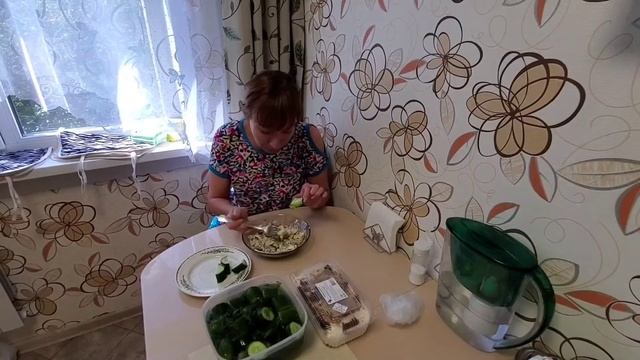 обзор покупок продуктов. Новая тушь и помада смотреть онлайн