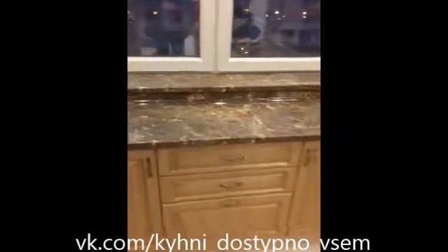 Кухня с фасадом МДФ "Настя" в золотой патине. смотреть онлайн