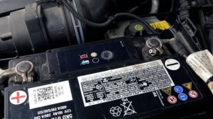 Как установить аккумулятор на автомобиль Шкода Суперб