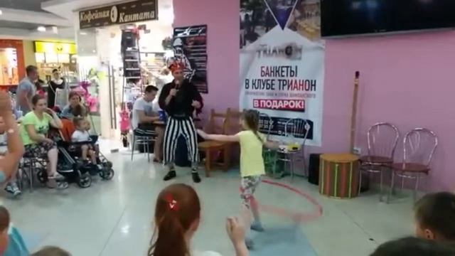 6 августа 2017 Прикольный аниматор в Эдельвейсе г. Железнодорожный. смотреть онлайн